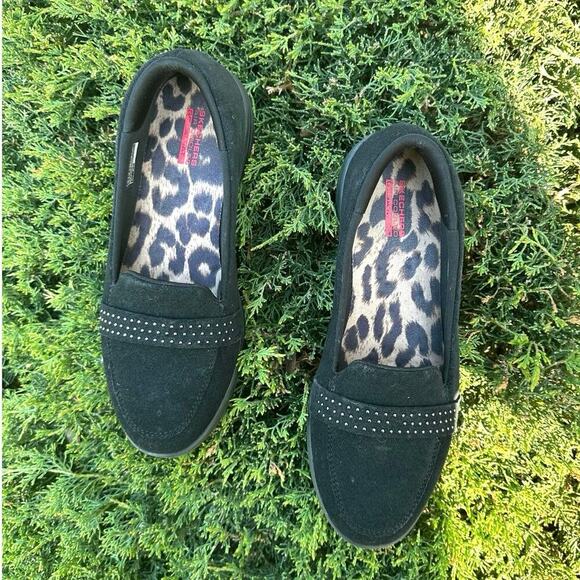 Skechers Women’s Leather Stud Embellished Loafers‎ Size 9 Black - Picture 3 of 17